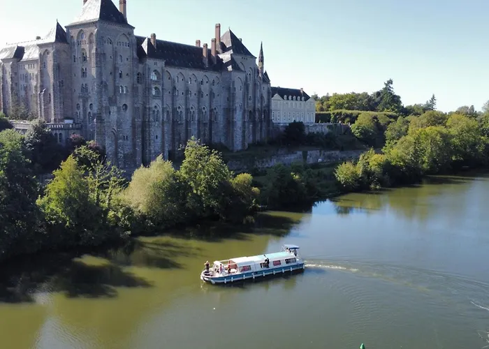 בית נופש La Petite Maison Solesmes (Sarthe)